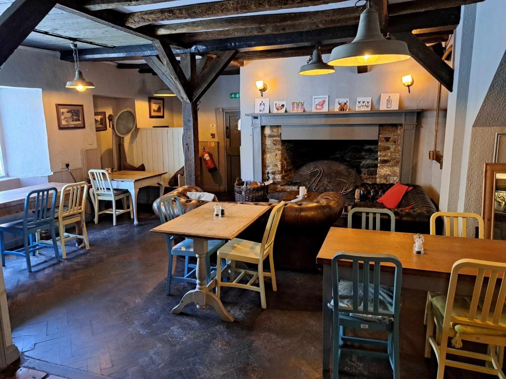 The Ilchester Arms Hotel Abbotsbury Exterior photo